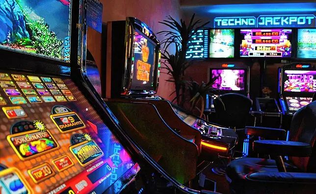 پاکستان میں Coeur d'Alene Casino کا آن لائن کیسینو سیکشن کھولیں۔